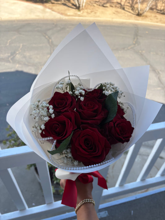 7 Count 🤍 Cielito Lindo Bouquets – Fresh Ecuadorian Red Roses 🌿✨
